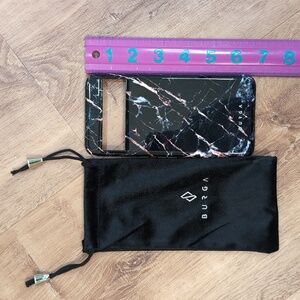 Pixel 8 Pro Cell phone cover and dust bag